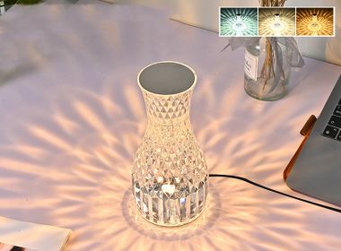 Vase Shape Atmosphere Crystal Lamp Romantic Bedside Diamond Table Lamp Home Christmas Decorations LED Lights (Electrical outlet: USB)