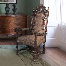 GRAND OCCASION HERALDIC ARM CHAIR           FRT-NR